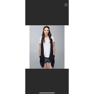 Lululemon tranquility sleeveless wrap size 10